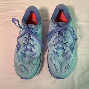 Saucony running shoes, size 9.5W